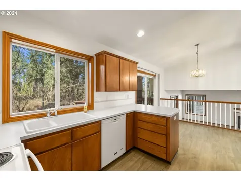 17437 Wake Robin Circle Oregon City OR 97045