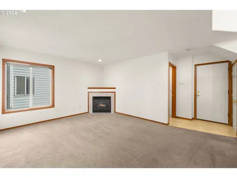 17437 Wake Robin Circle Oregon City OR 97045
