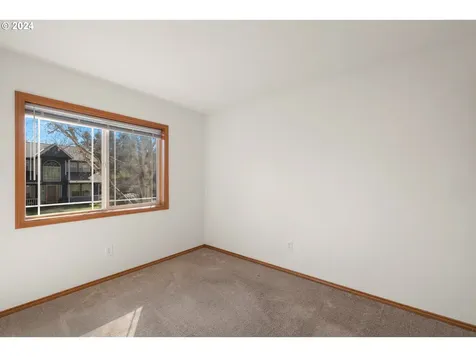 17437 Wake Robin Circle Oregon City OR 97045