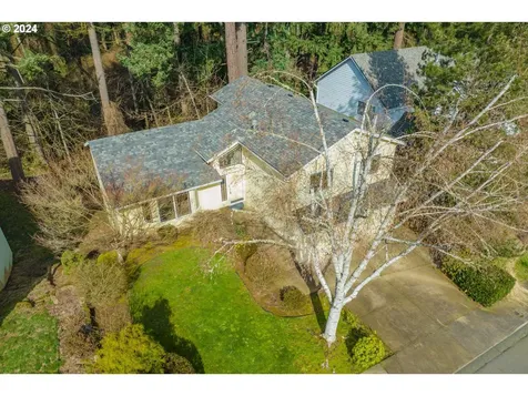 17437 Wake Robin Circle Oregon City OR 97045