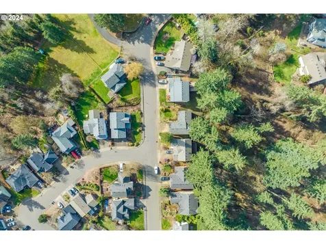 17437 Wake Robin Circle Oregon City OR 97045