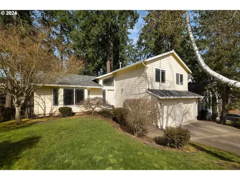 17437 Wake Robin Circle Oregon City OR 97045