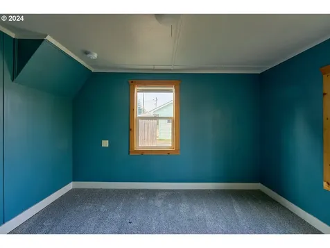 113 N Holmes Street Enterprise OR 97828
