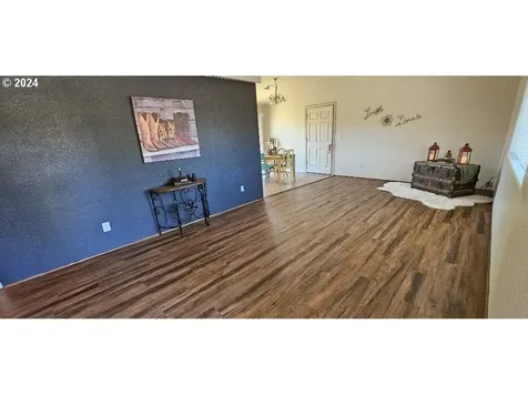 297 Roberts Creek Road Roseburg OR 97471
