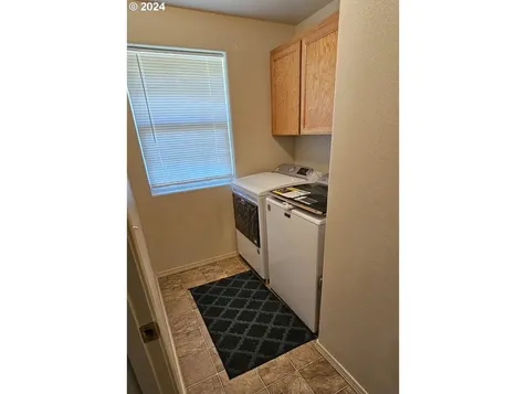 297 Roberts Creek Road Roseburg OR 97471
