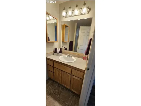 297 Roberts Creek Road Roseburg OR 97471