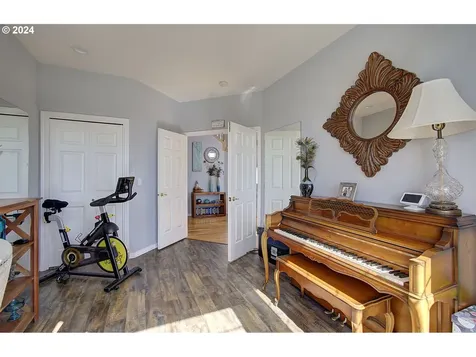 160 Melba Lane Woodland WA 98674