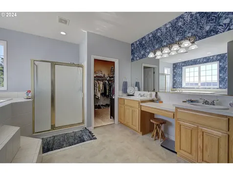 160 Melba Lane Woodland WA 98674