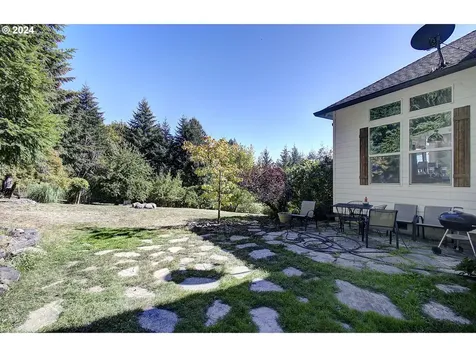 160 Melba Lane Woodland WA 98674