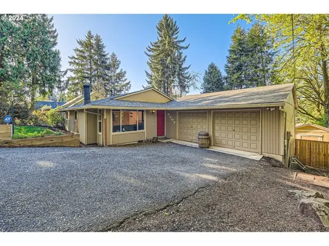3207 Sw Freeman Street Portland OR 97219