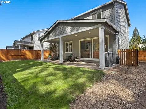 1727 Ne 15th Avenue Canby OR 97013