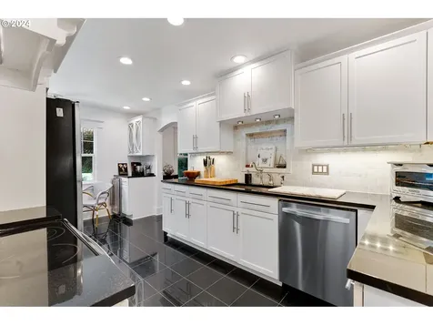 6327 Ne 26th Avenue Portland OR 97211