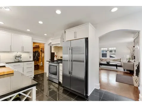 6327 Ne 26th Avenue Portland OR 97211