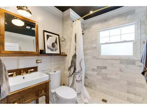 6327 Ne 26th Avenue Portland OR 97211