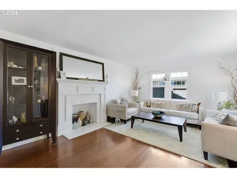 6327 Ne 26th Avenue Portland OR 97211