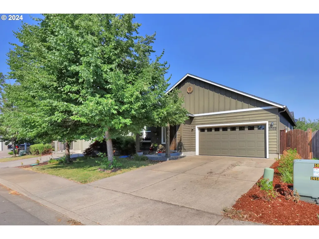 1059 S 1st Street Cottage Grove OR 97424