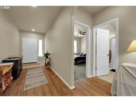1059 S 1st Street Cottage Grove OR 97424