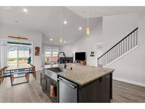 8901 N Hargrave Street Camas WA 98607