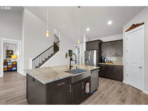 8901 N Hargrave Street Camas WA 98607