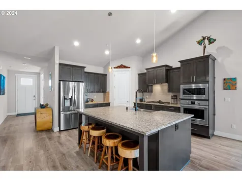 8901 N Hargrave Street Camas WA 98607