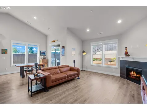 8901 N Hargrave Street Camas WA 98607