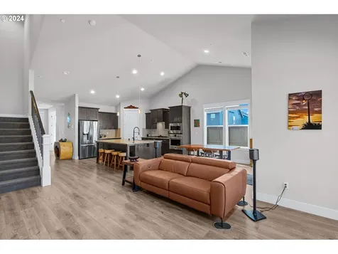 8901 N Hargrave Street Camas WA 98607