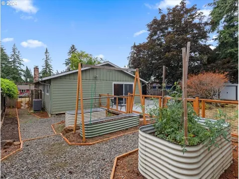11577 Finnegans Way Oregon City OR 97045