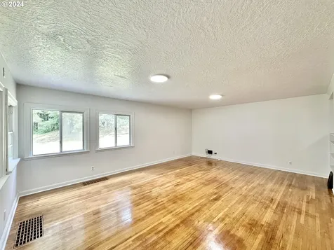 19003 Mallory Park Road Clatskanie OR 97016
