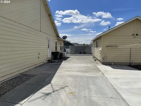 710 W Sandpiper Avenue Hermiston OR 97838