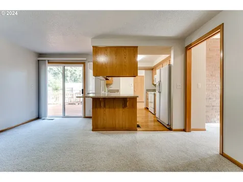 530 66th Street Springfield OR 97478