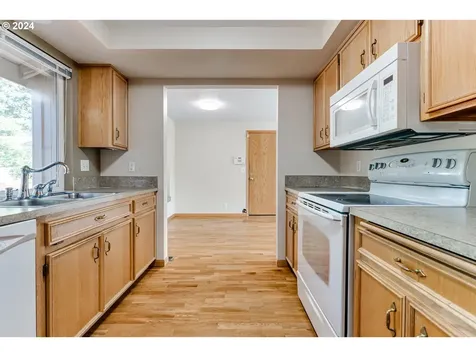530 66th Street Springfield OR 97478