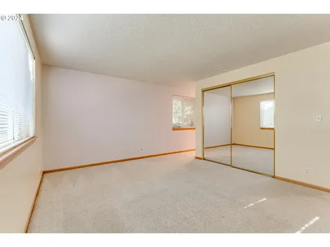 530 66th Street Springfield OR 97478