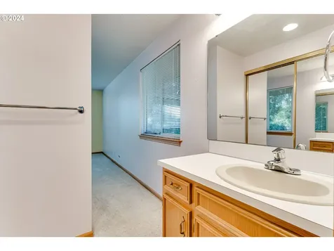 530 66th Street Springfield OR 97478