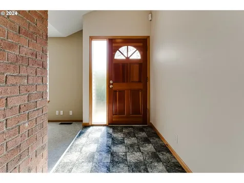 530 66th Street Springfield OR 97478