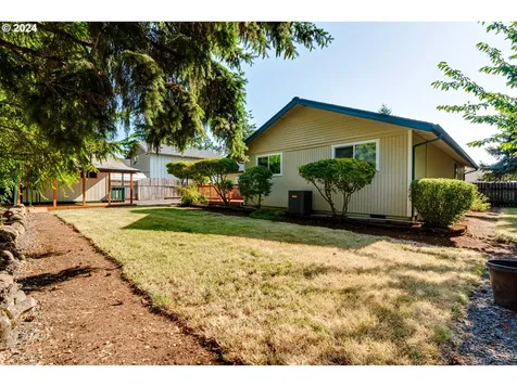 530 66th Street Springfield OR 97478