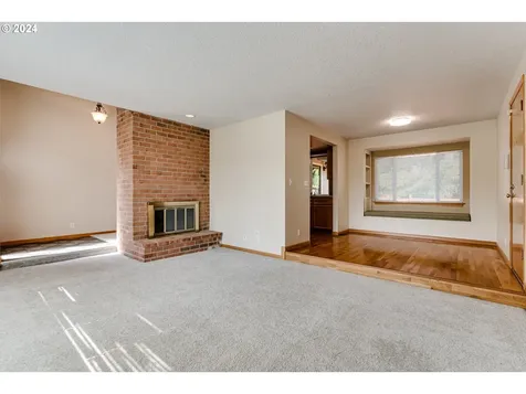 530 66th Street Springfield OR 97478