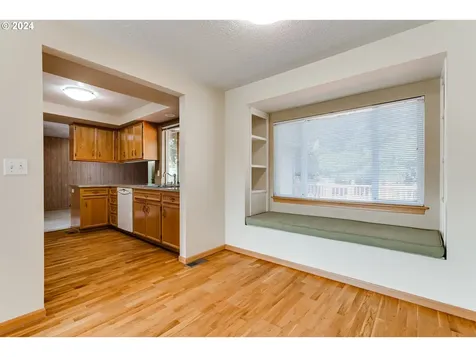 530 66th Street Springfield OR 97478