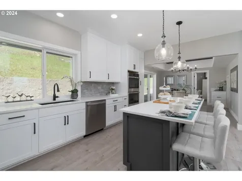 721 Bellwood Lane Roseburg OR 97471