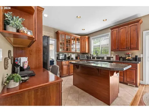 4500 Nw 9th Circle Camas WA 98607