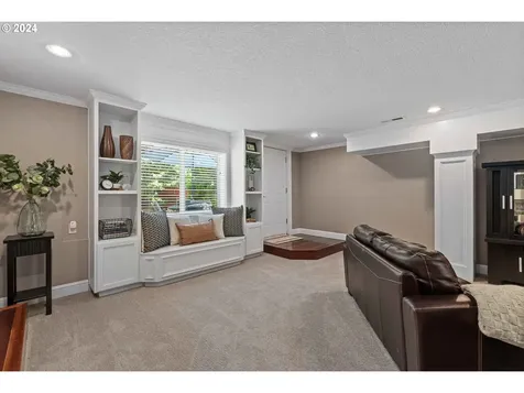 4500 Nw 9th Circle Camas WA 98607