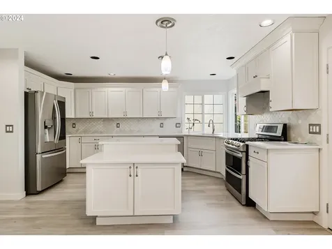 13145 SW Clearview Way Portland OR 97223