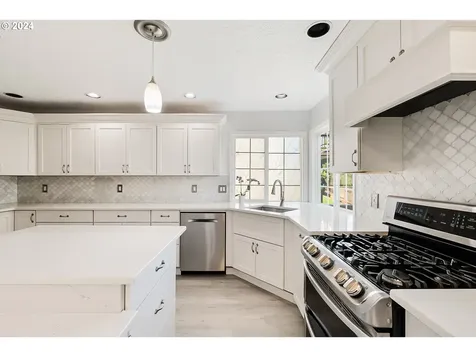 13145 SW Clearview Way Portland OR 97223