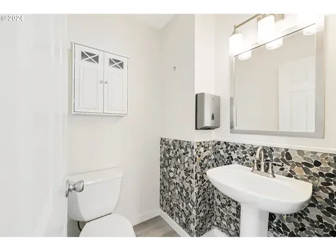 13145 SW Clearview Way Portland OR 97223