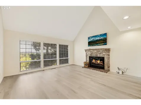 13145 SW Clearview Way Portland OR 97223
