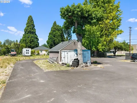 1740 Mountain View Lane Forest Grove OR 97116