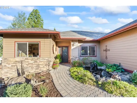 370 Avocet Court Redmond OR 97756