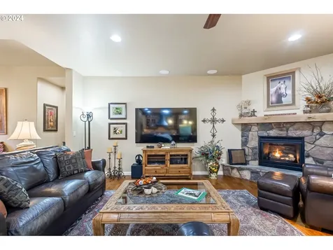 370 Avocet Court Redmond OR 97756