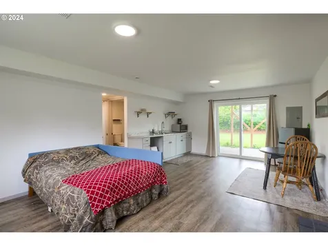 3581 Ne 7th Court Gresham OR 97030