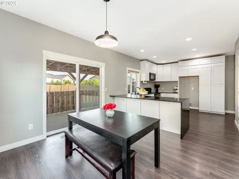 5306 Ne 65th Street Vancouver WA 98661