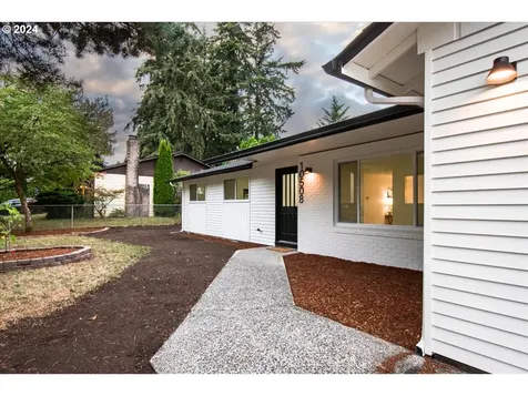 10508 NE 93rd Street Vancouver WA 98662